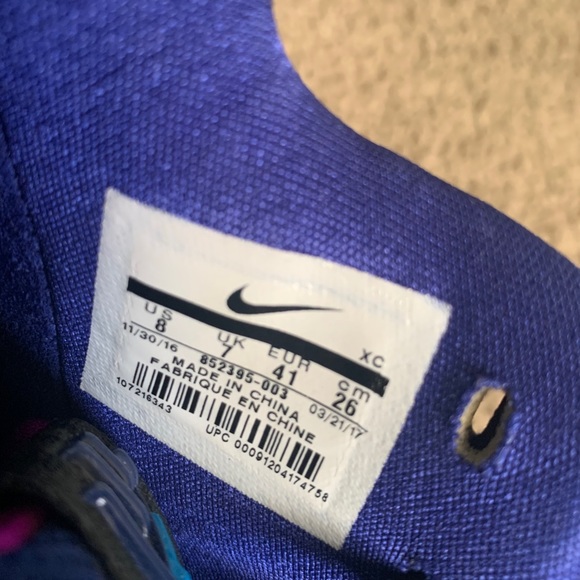 Kyrie 3 “Flip the Switch” M8/W9.5/10 - Picture 5 of 5